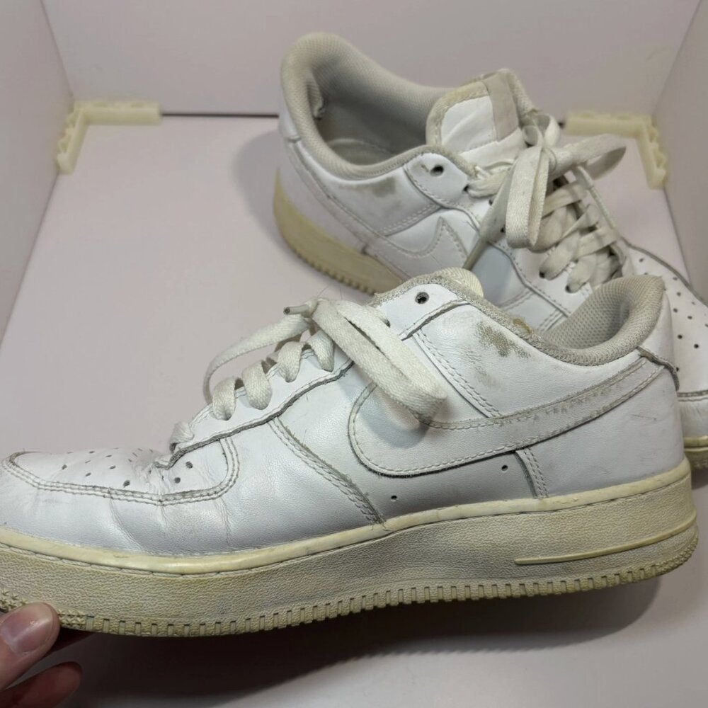 Nike Air Force 1 White Low mens 8